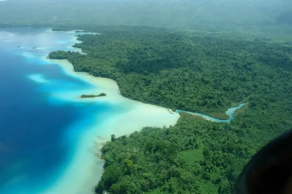 Laguna Miramar: Corazón de la Selva Lacandona