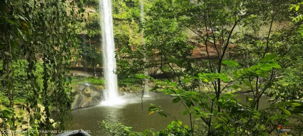 Misol-ha en Paquete Chiapas único 4 Días / 3 Noches
